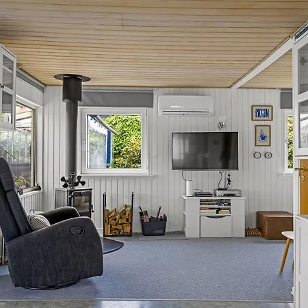 Agla - 350m From The Sea By Interhome *