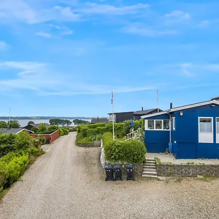 Agla - 350m From The Sea By Interhome